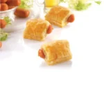 Mini plăcintă cu cârnați